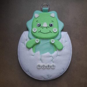 Porta Maternidade Menino Dino